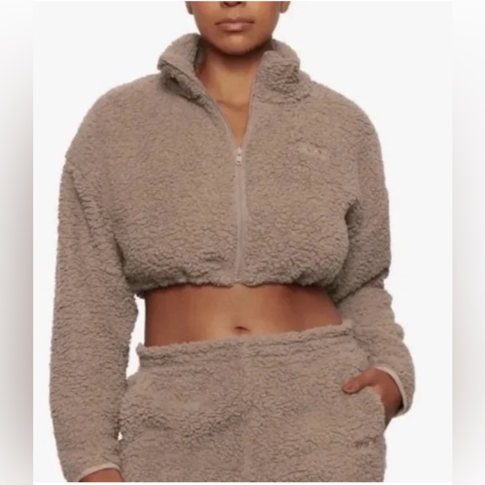 NWT SKIMS Cropped Teddy Zip Up Jacket Sz. L Tigers Eye
